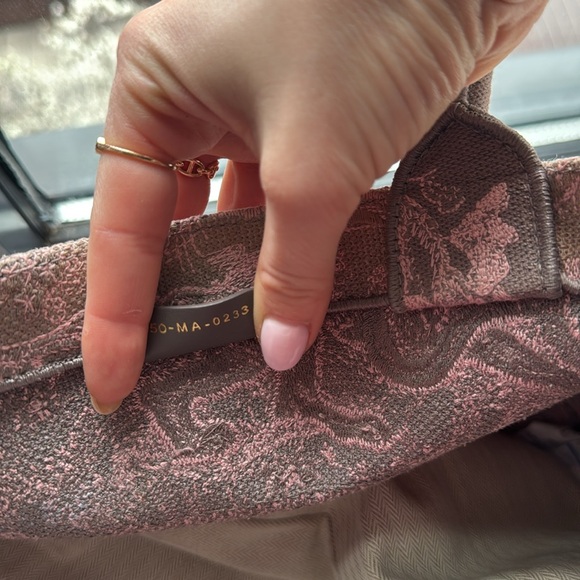 Worn 1 time, comes with receipt. No box - Picture 3 of 6